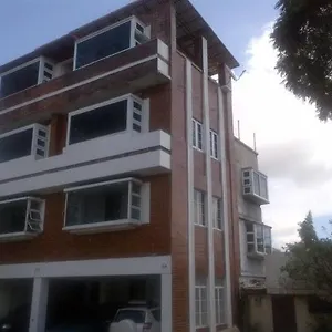 Comodos Cerca Del Aeropuerto Guatemala